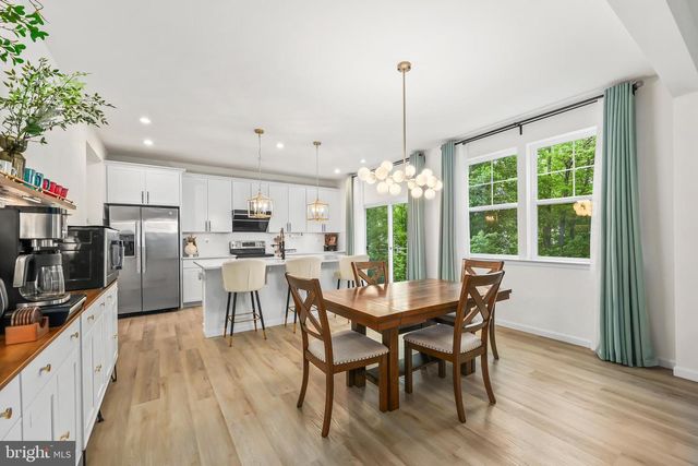 2865 WHITE TAIL DR, Locust Grove, VA 22508