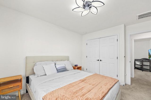 2865 WHITE TAIL DR, Locust Grove, VA 22508