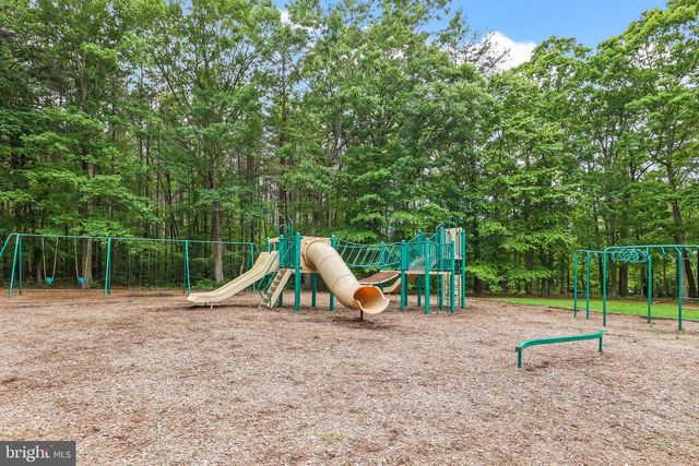 2865 WHITE TAIL DR, Locust Grove, VA 22508