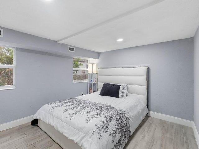 4050 Browning Drive N, West Palm Beach, FL 33406