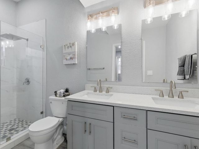 4050 Browning Drive N, West Palm Beach, FL 33406