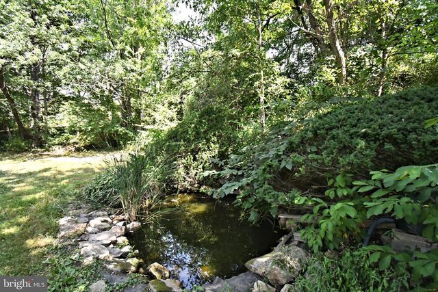 1200 N MANOR RD, Honey Brook, PA 19344