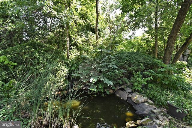 1200 N MANOR RD, Honey Brook, PA 19344