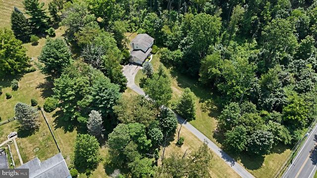 1200 N MANOR RD, Honey Brook, PA 19344