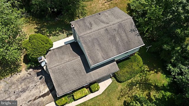 1200 N MANOR RD, Honey Brook, PA 19344