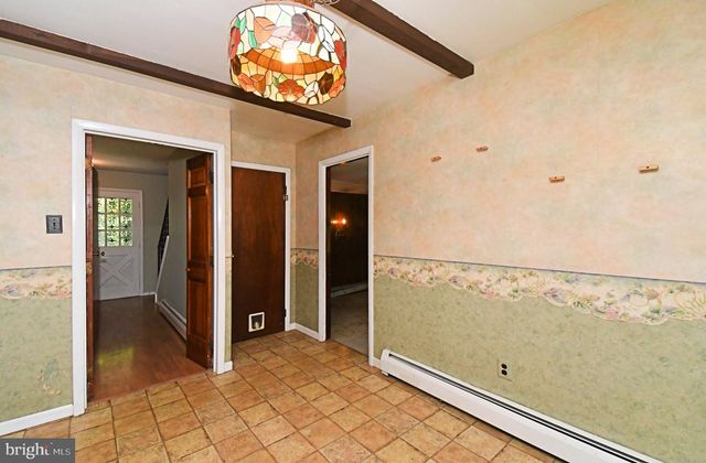 1200 N MANOR RD, Honey Brook, PA 19344