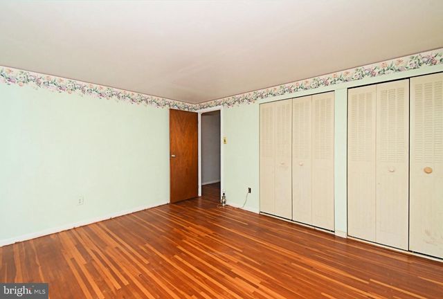 1200 N MANOR RD, Honey Brook, PA 19344
