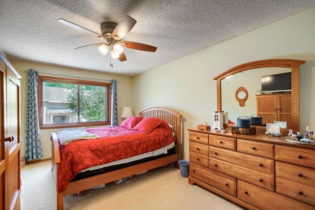 11847 Undercliff Street NW, Coon Rapids, MN 55433