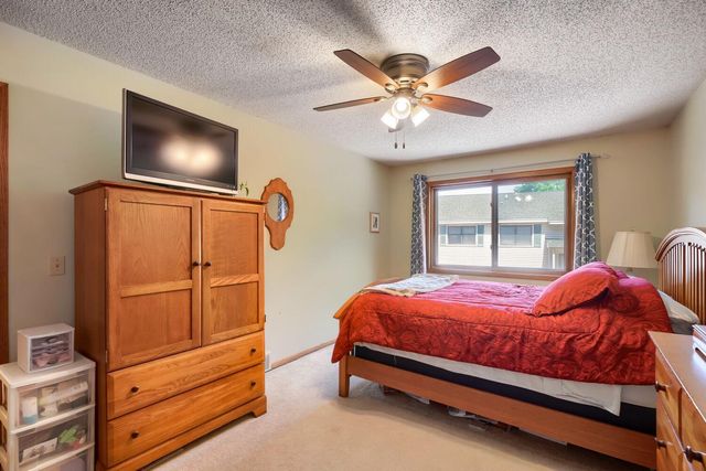 11847 Undercliff Street NW, Coon Rapids, MN 55433