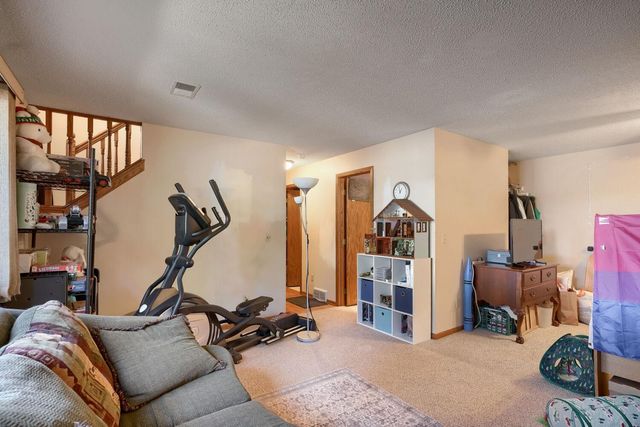 11847 Undercliff Street NW, Coon Rapids, MN 55433