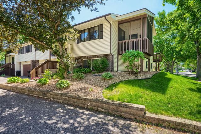 11847 Undercliff Street NW, Coon Rapids, MN 55433