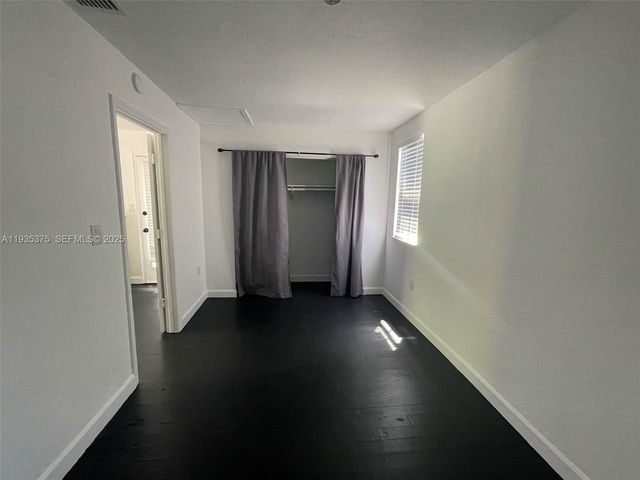 210 NE 110th 210, Miami, FL 33161