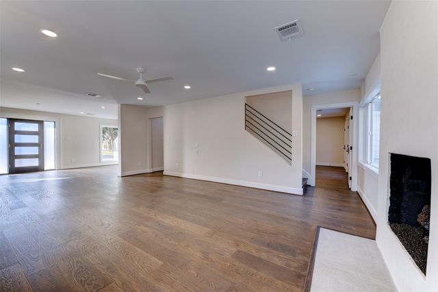 12518 Woodthorpe Lane, Houston, TX 77024