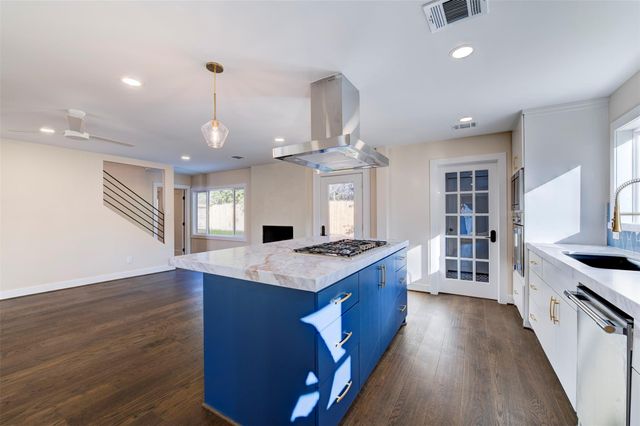 12518 Woodthorpe Lane, Houston, TX 77024