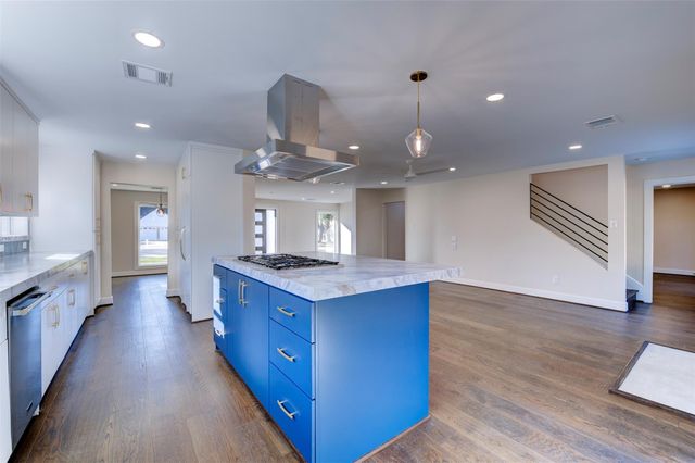 12518 Woodthorpe Lane, Houston, TX 77024