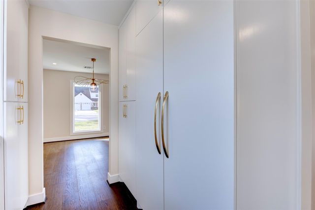 12518 Woodthorpe Lane, Houston, TX 77024