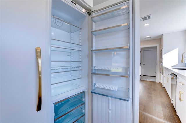 12518 Woodthorpe Lane, Houston, TX 77024