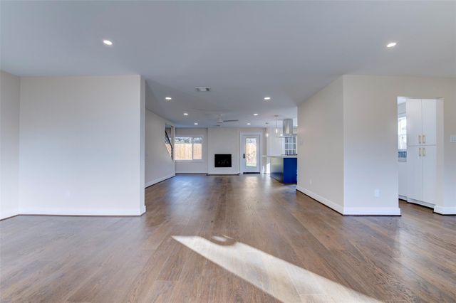 12518 Woodthorpe Lane, Houston, TX 77024