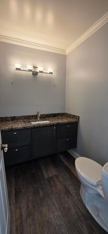 5310 Hauser Way, West Bloomfield, MI 48323