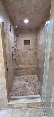 5310 Hauser Way, West Bloomfield, MI 48323