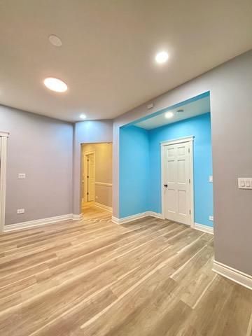 1455 W Highland Avenue 1, Chicago, IL 60660