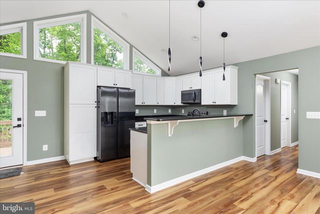 2668 HIGH TOP RD, Linden, VA 22642