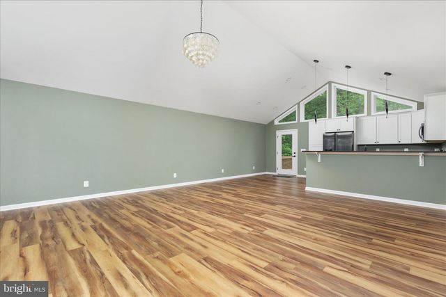 2668 HIGH TOP RD, Linden, VA 22642