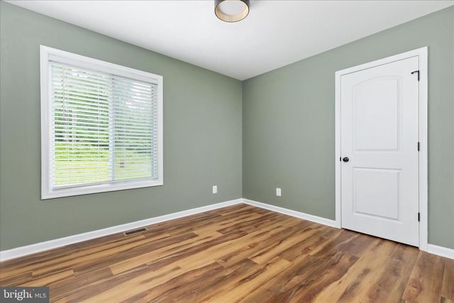 2668 HIGH TOP RD, Linden, VA 22642