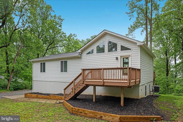 2668 HIGH TOP RD, Linden, VA 22642