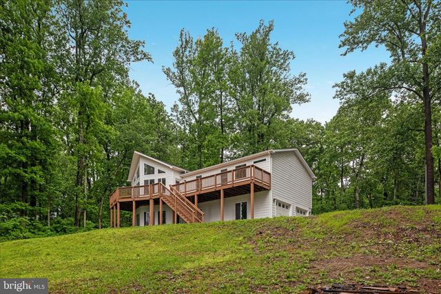 2668 HIGH TOP RD, Linden, VA 22642