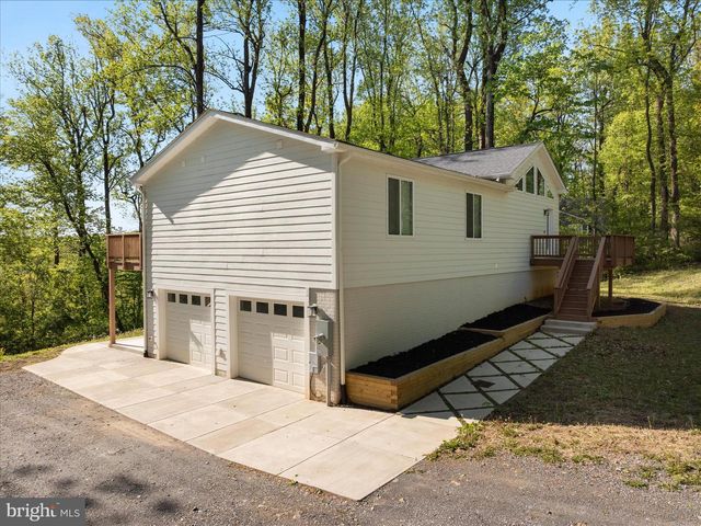 2668 HIGH TOP RD, Linden, VA 22642