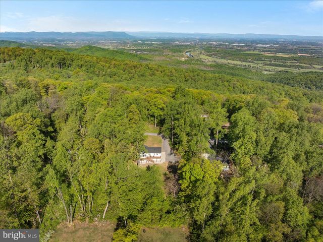2668 HIGH TOP RD, Linden, VA 22642
