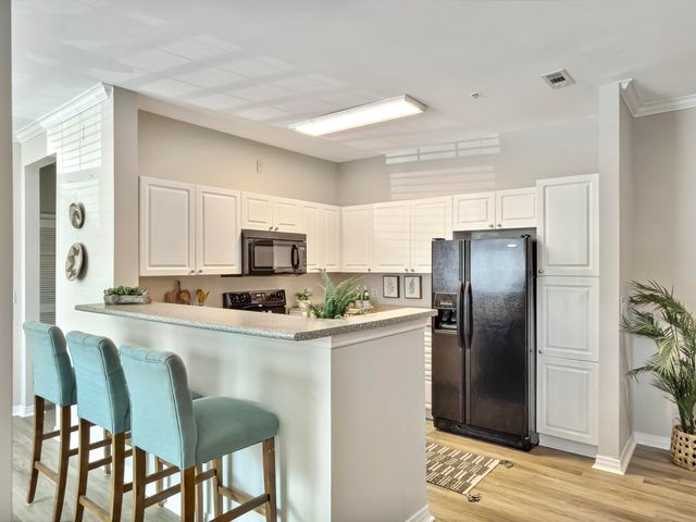 130 River Landing Drive 9102, Charleston, SC 29492