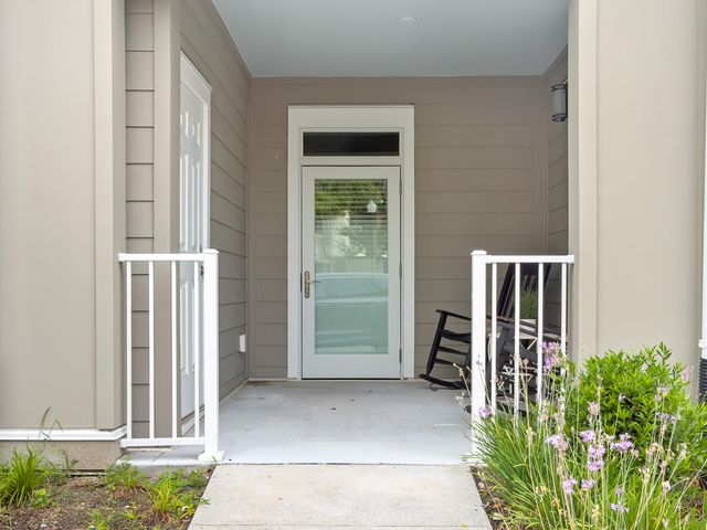 130 River Landing Drive 9102, Charleston, SC 29492