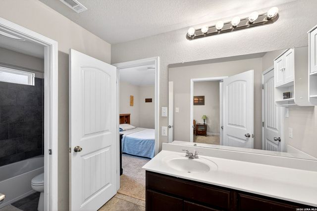 15131 Field Sparrow, San Antonio, TX 78253