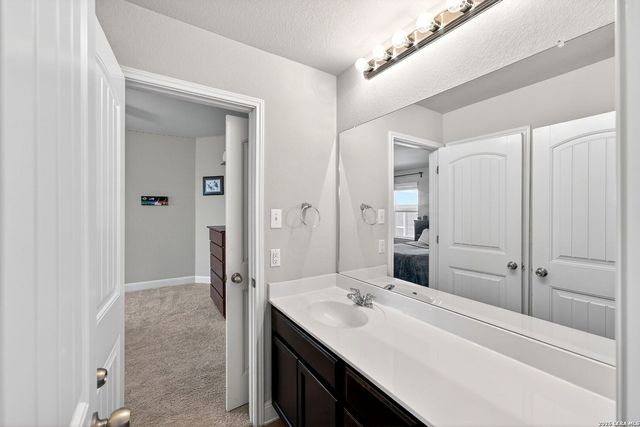 15131 Field Sparrow, San Antonio, TX 78253