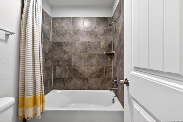 15131 Field Sparrow, San Antonio, TX 78253