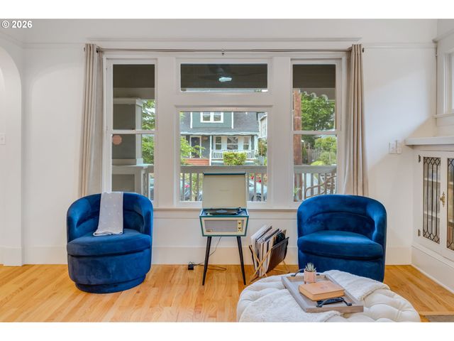 2534 Se 32ND Ave, Portland, OR 97202