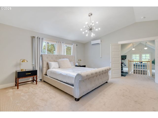 2534 Se 32ND Ave, Portland, OR 97202