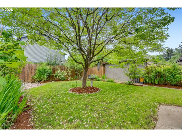 2534 Se 32ND Ave, Portland, OR 97202