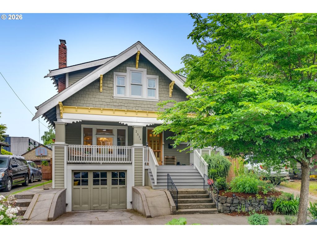 2534 Se 32ND Ave, Portland, OR 97202