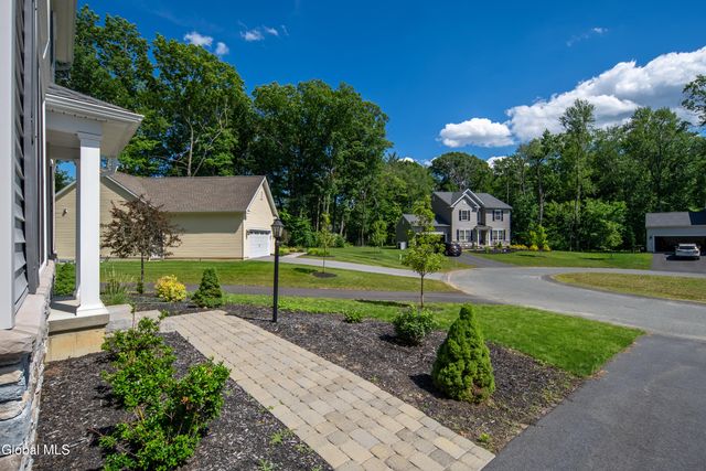 27 Spencer Street, Clifton Park, NY 12065