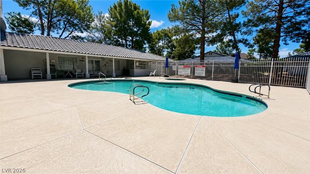 2140 Petersham Court B, Las Vegas, NV 89108