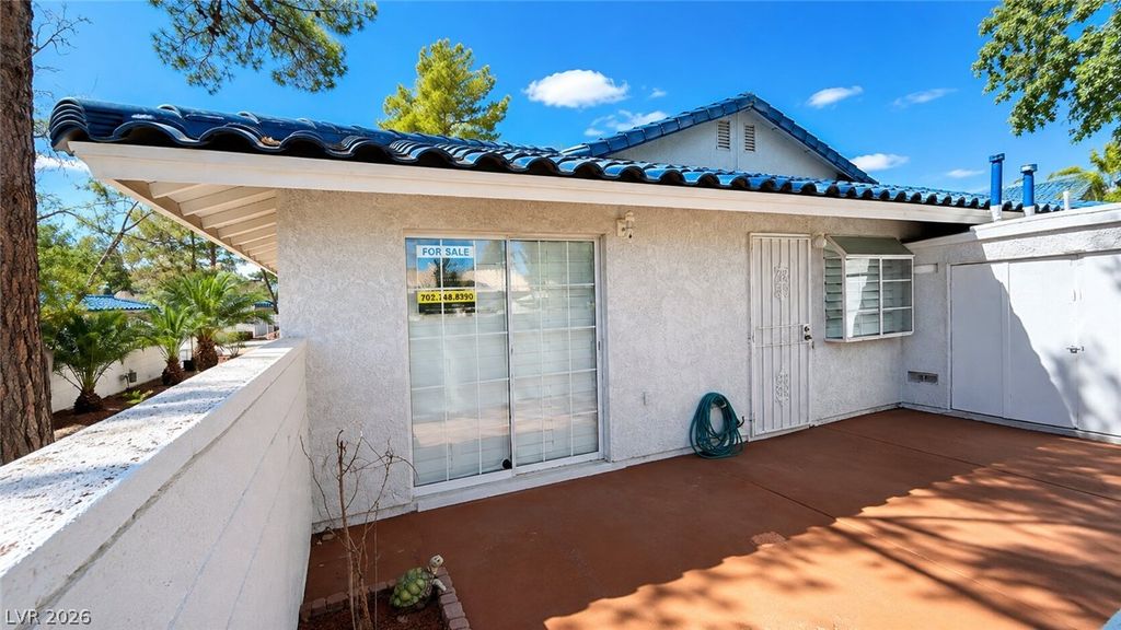 2140 Petersham Court B, Las Vegas, NV 89108