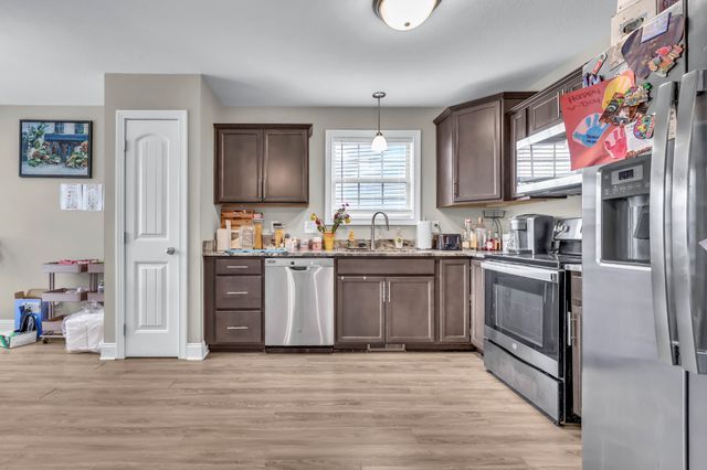 314 Lugano Ln, Clarksville, TN 37040