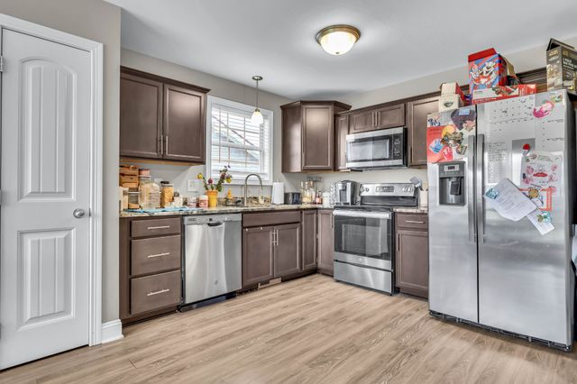 314 Lugano Ln, Clarksville, TN 37040