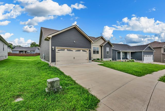 314 Lugano Ln, Clarksville, TN 37040
