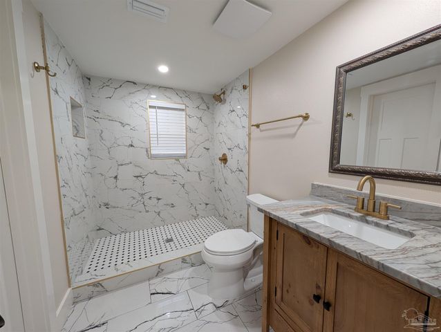 222 Santa Rosa Dr, Cantonment, FL 32533