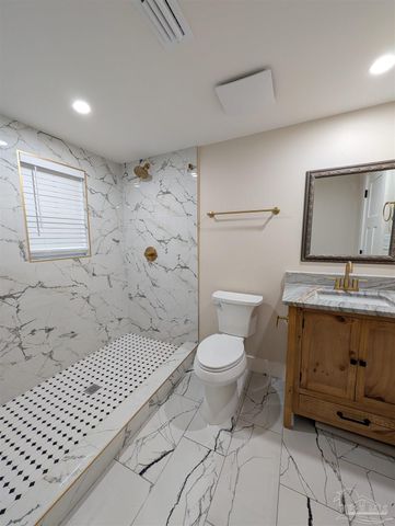 222 Santa Rosa Dr, Cantonment, FL 32533