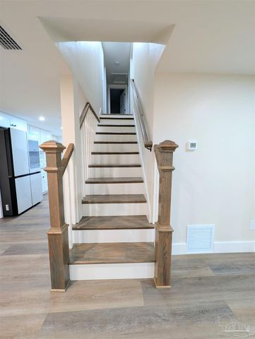 222 Santa Rosa Dr, Cantonment, FL 32533